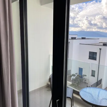Kam Apartment